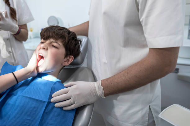 Best Emergency Broken Tooth Repair in Mapleton, IA